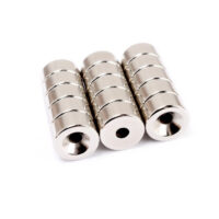 Vue alternative de 20mm x 10mm with Countersunk Hole 5mm Rare Earth Neodymium Countersunk Ring Magnets N35 Strong Craft Magnet (4 Paquet)