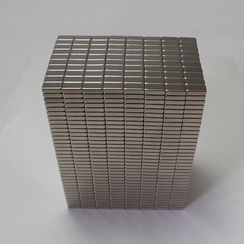 1010 mm x 5 mm x 2,5 mm dick, N35, superstark, 10 x 5 x 2,5 mm, seltene Erden-Neodym-Blockmagnete (50 Pack) – Bild 2