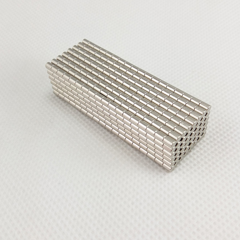 2.5mm Durchmesser x 3 mm dick Neodym-Stabmagnete N35 Starker runder Magnet Seltenerd-Zylindermagnete Verkauf Mini-Magnetspielzeug – Bild 2