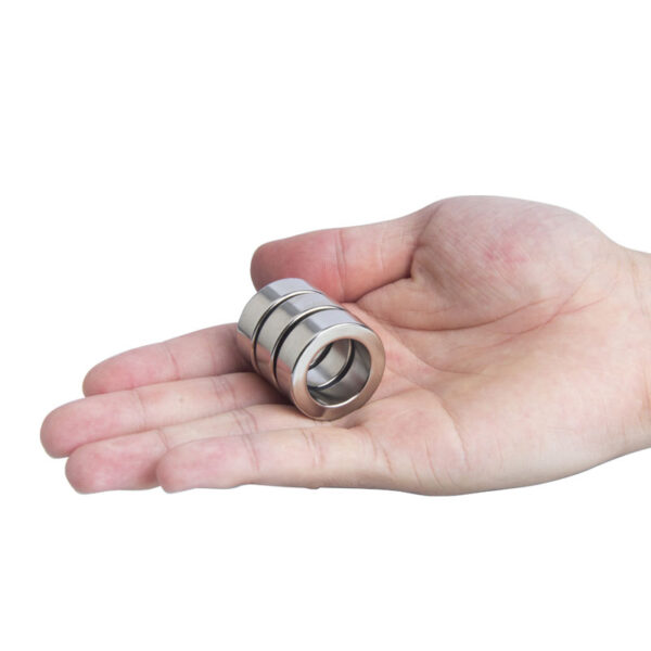 30mm od x 20mm id x 10mm de espessura Ímãs de anel diametralmente magnetizados N52 Ímãs de anel de neodímio fortes (2 Pacote) - Imagem 3