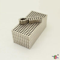 4MM X 8 mm Diamétriquement magnétisé Aimant à disque néodymique N42 Aimants diamétriques de terres rares (50 Paquet)