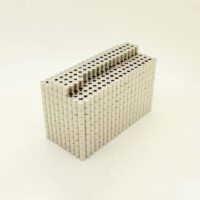 5mm x 6 mm diamétriquement aimant magnétisé aimant à tige de néodos (50 Paquet)