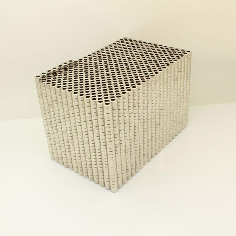 6MM OD X 3 mm ID x 3 mm de espesor imanes de anillo diametralmente de espesor N38 imanes de anillo de neodimio fuertes (10 Embalar)